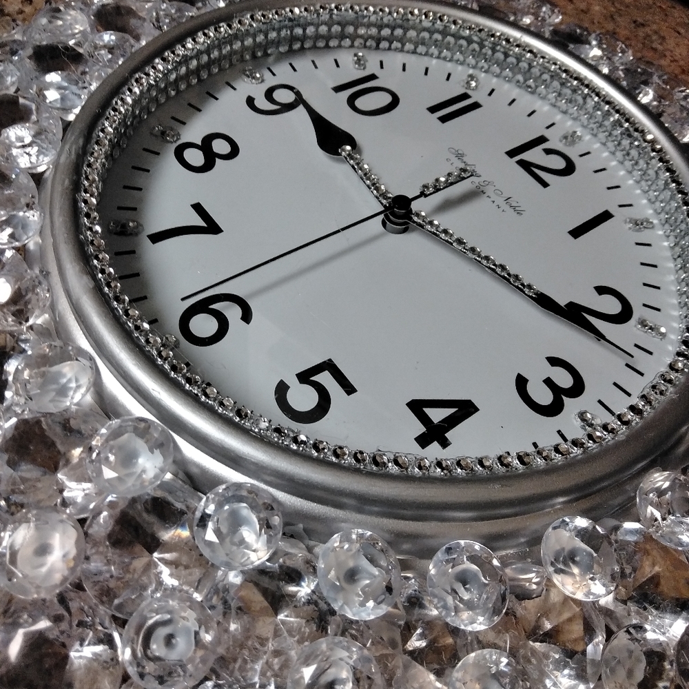 Diamond Clock - Picture 5 of 6